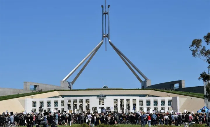 अष्ट्रेलियाको संसदमै सिनेटरमाथि यौन आक्रमण